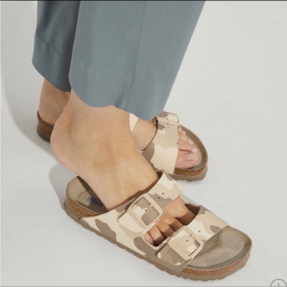 NIB BIRKENSTOCK Arizona Desert Soil Grey Taupe 2 Strap Sandal Size 35 Birko Flor